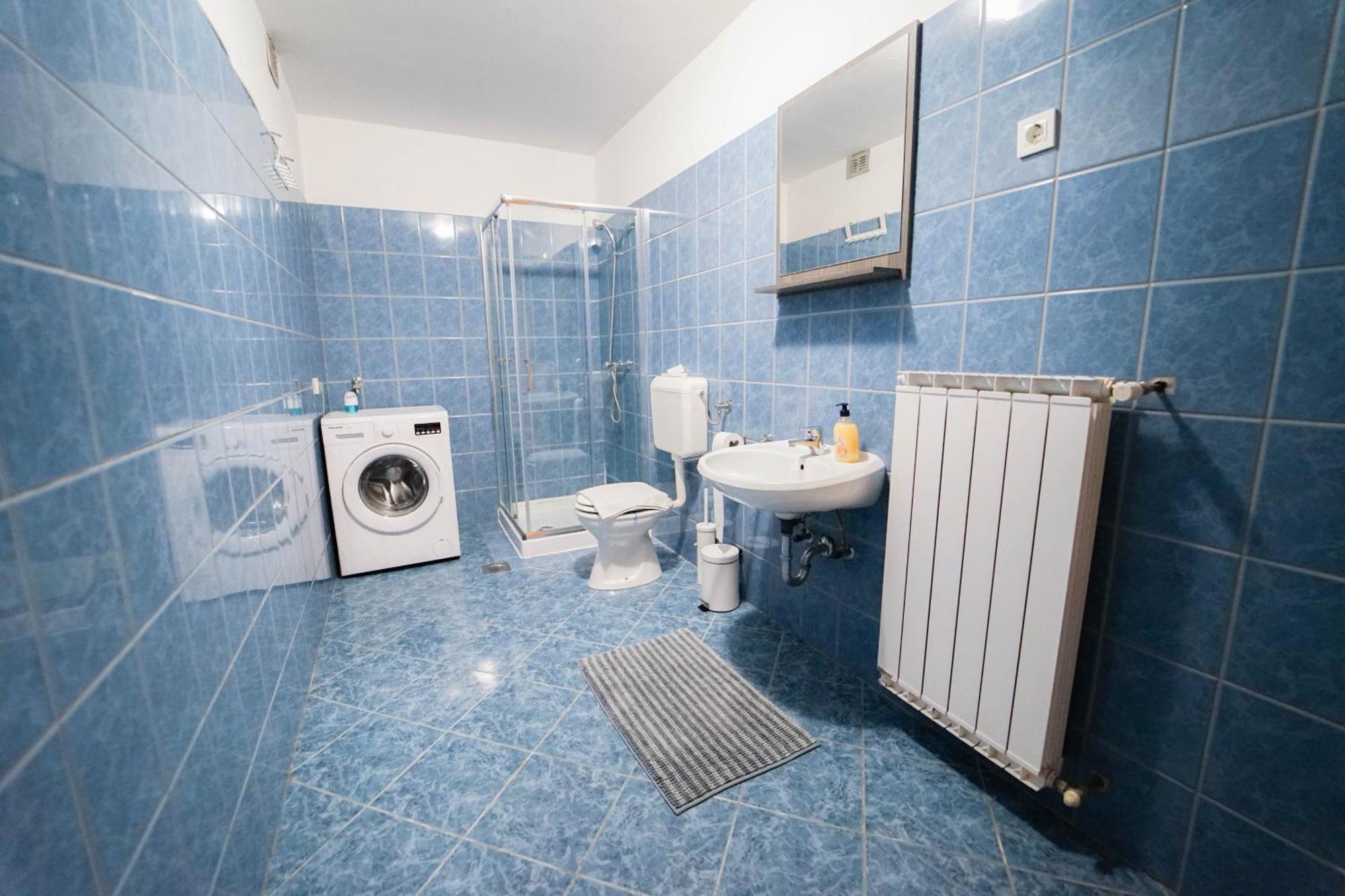 Apartment Moon Pobegi Экстерьер фото