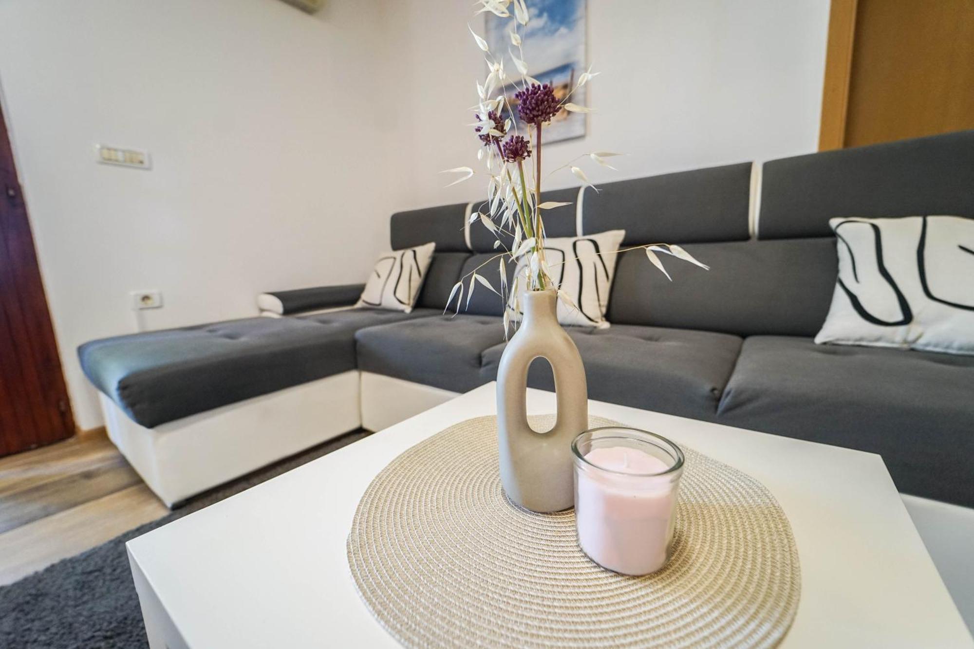 Apartment Moon Pobegi Экстерьер фото